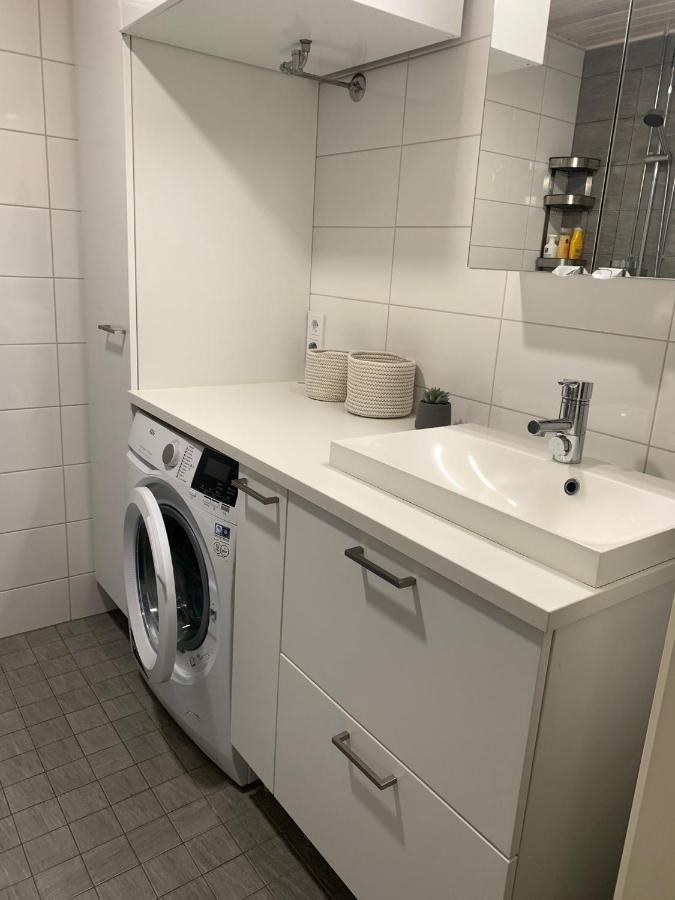 Modern One Bedroom Apartment Nearby Airport Vantaa Eksteriør billede